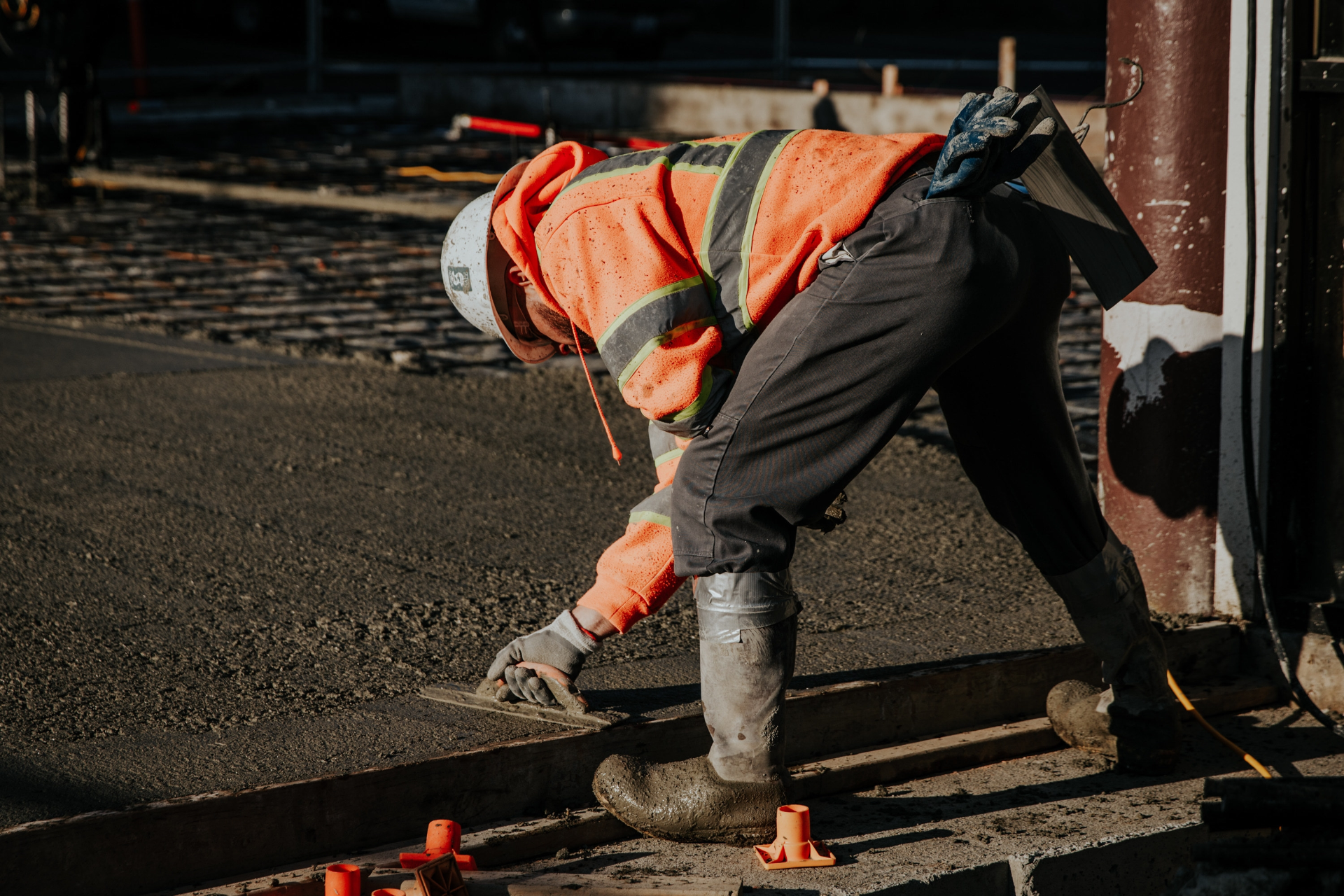 Un travailleur sur un chantier