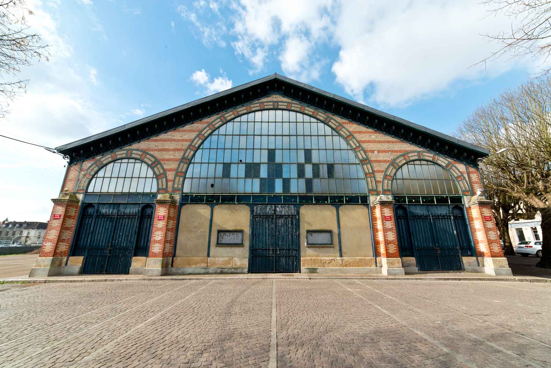 Façade du marché couvert